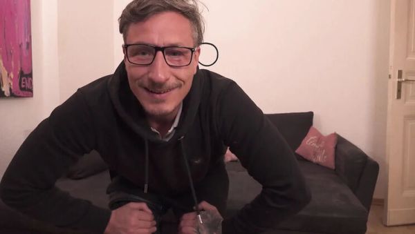 Enjoy watching complete clip : Hot Amateur MILF Sydney Schmid Gives Steamy Interview & Blowjob