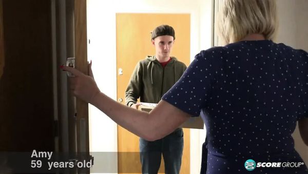 Stream the uncensored movie : Amy's Big Tits Get a Surprise Box Delivery