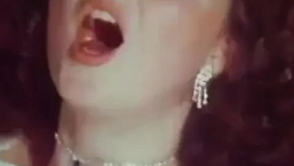 Play the hardcore scene named : Newlywed Slut Takes Big Cock In Her Tight Ass