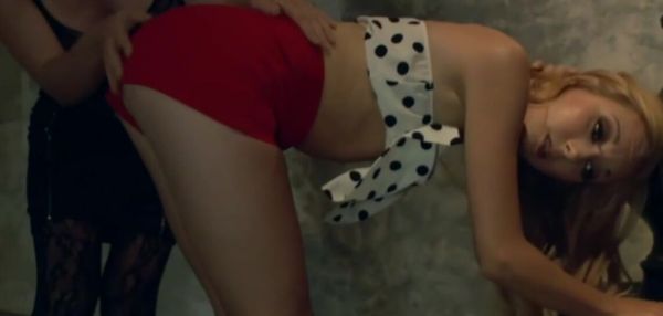 Enjoy watching uncensored movie : Lesbian Domme Anal Gaping Trio