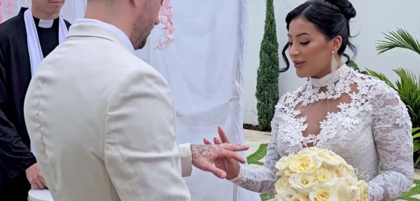 Enjoy watching this HD video of : Cheating Bride Fucks The Priest On Her Wedding Day