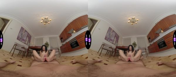 Watch the HD video called : Dirty Roxy in VR gets a wild feet-fueled pounding
