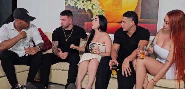 Watch hardcore clip : The Martix Walk Chapter I: The arrival at the estate begins with a rough trio featuring Max Betancur and Alejandra Palacios