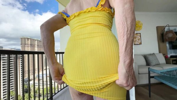 View this HD video named : Amateur Couple Does Yoga on Hotel Balcony and Gets Naughty