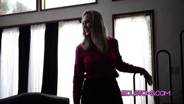Watch the uncensored movie of : Busty housewife Lilly James and curvy cutie Nicole Sage fuck with a strap-on