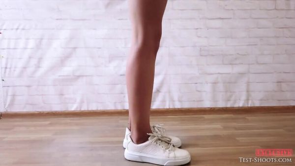 View complete scene titled : Nude Casting Video: Artistic Gymnast Polina Gets Naked