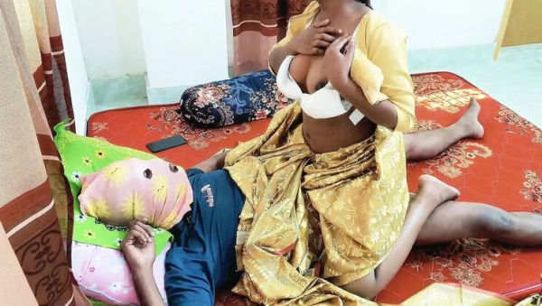 Watch the uncut clip : Hot Desi Wife in Sari Romantic Sex with Husband Bangla Audio