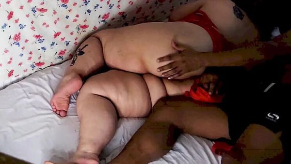 View this uncut movie : Dirty Married Slut Cheats with BBC in Her Mouth in Afternoon