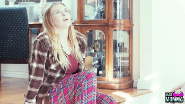 View this uncut clip titled : River Lynn Knows What Step Mom Lindsay Likes